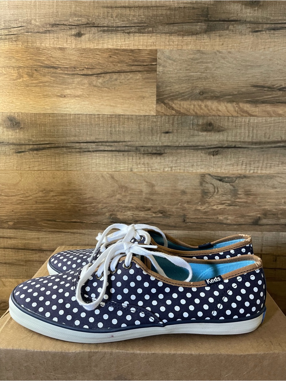 Keds Polka Dot Women’s Size 8 Canvas Lace-Up Champion Sneakers Navy White